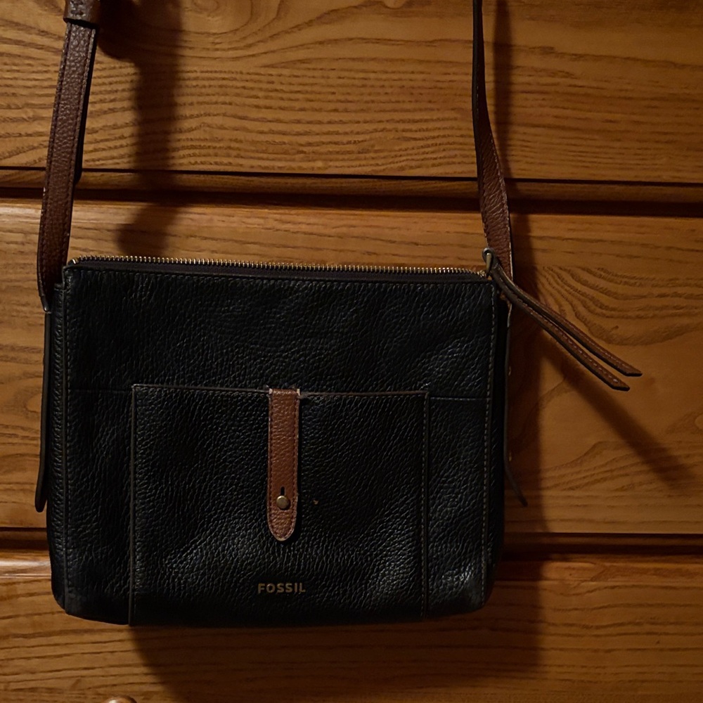 Fossil Black Leather Messenger Bag with Tan Strap